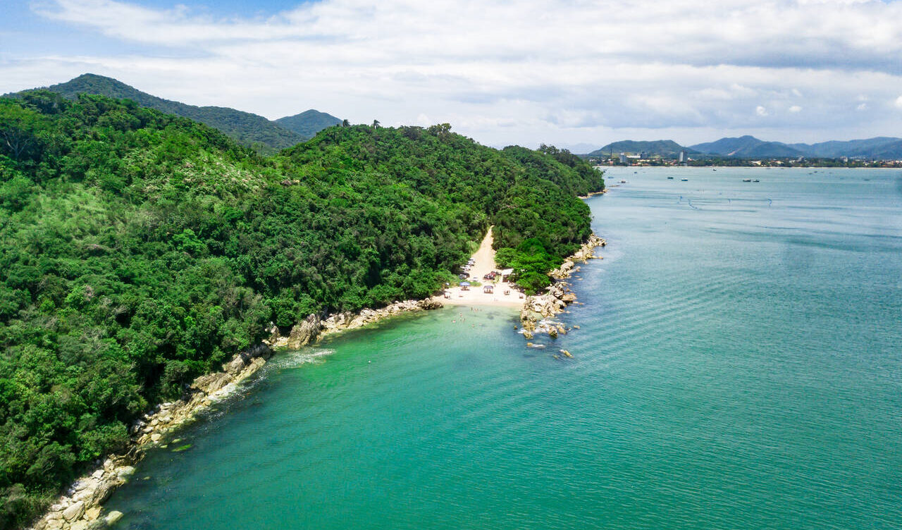 Relaxar nas águas calmas da Praia da Bacia da Vovó - inspiração 2