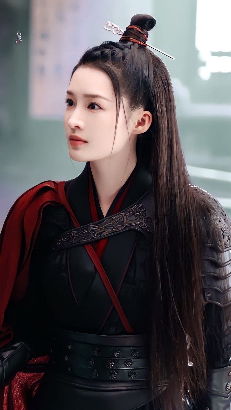 Acessórios que Elevam: Dando um Upgrade no Seu Coque - inspiração 2