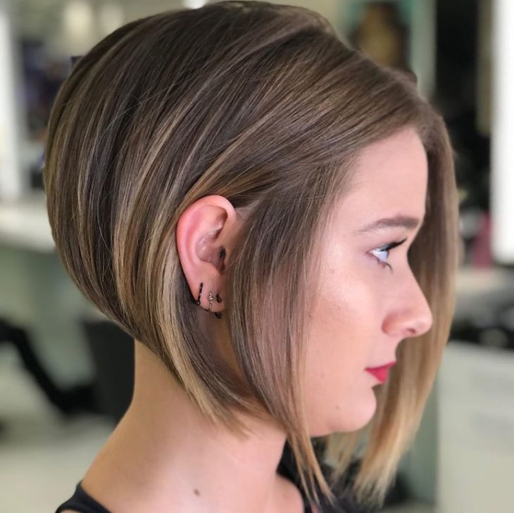 Chanel de Bico Minimalista: A Beleza na Simplicidade - inspiração 2