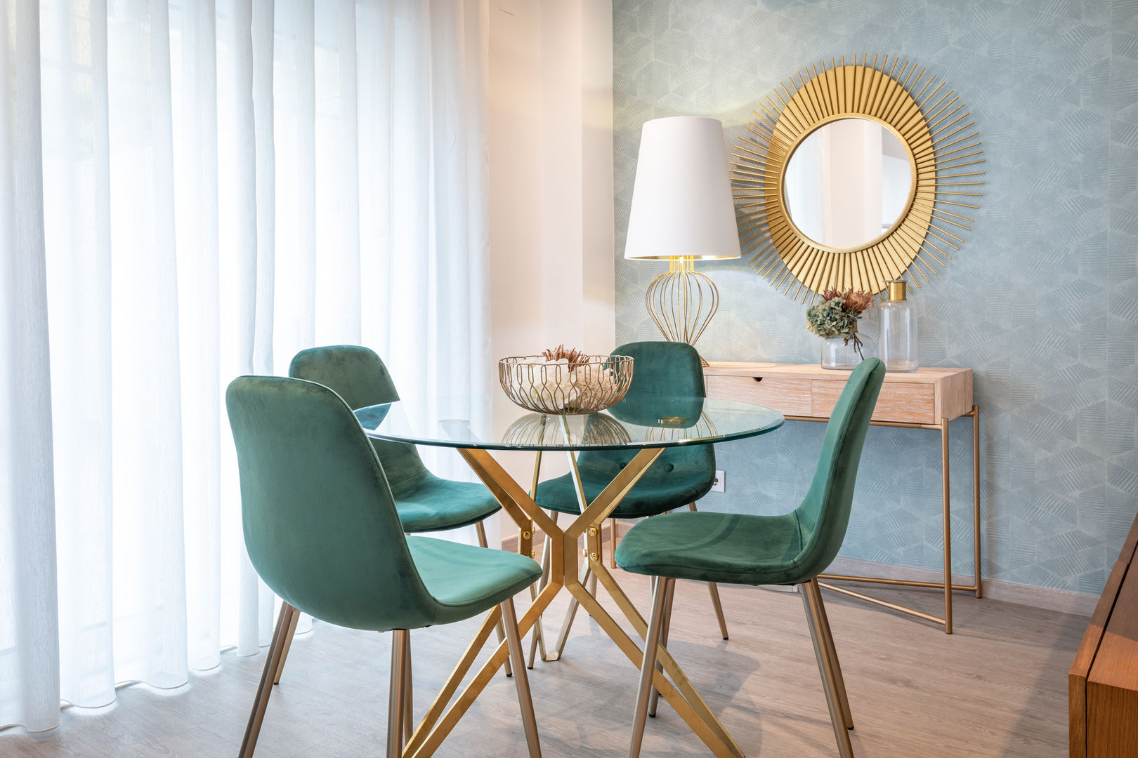 Ambiente Bistrô: Charme e Intimidade em Pequenos Espaços - inspiração 2