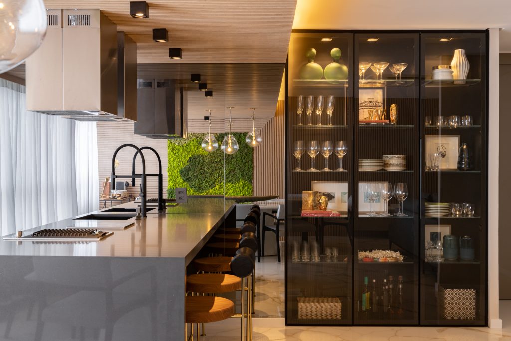 Vidro Fosco ou Jateado: Privacidade com um Toque Sofisticado - inspiração 1