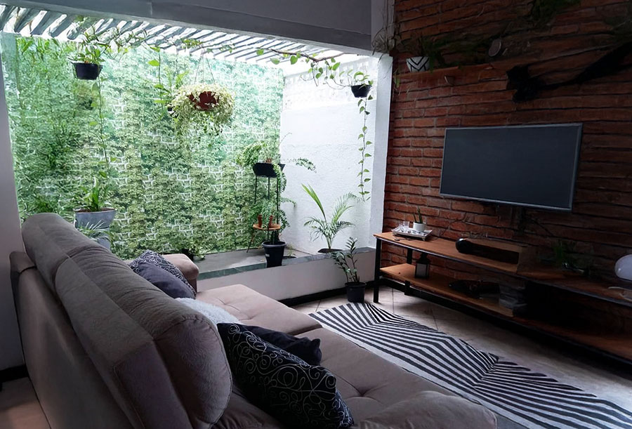 Iluminação Mágica: Dicas para Potencializar a Luz Natural e Artificial no Seu Jardim Interno - inspiração 1