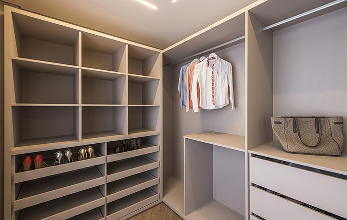 Soluções Criativas Para Espaços Compactos: Closet Aberto Sem Mistério - inspiração 2