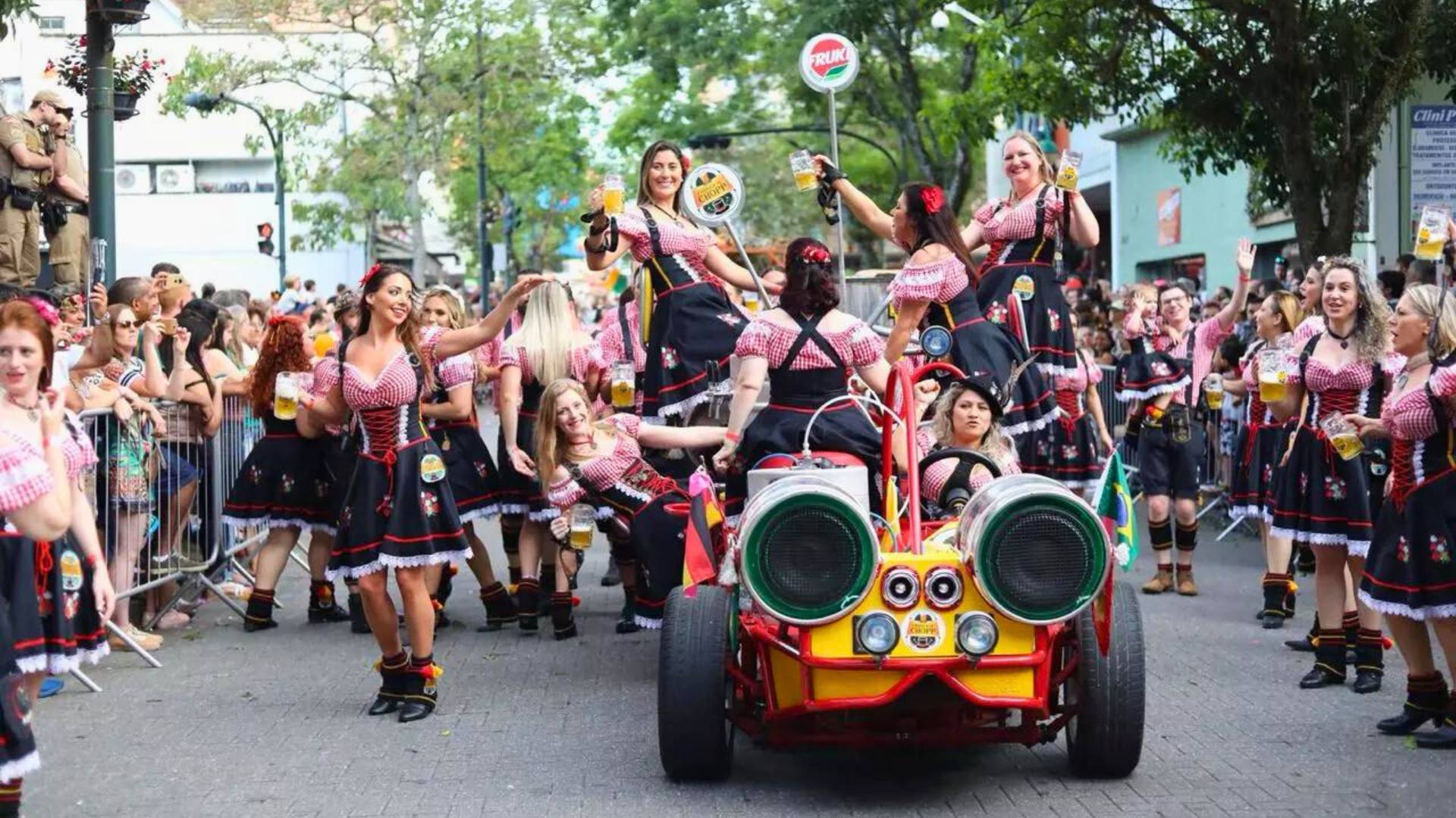 Ingressos e Horários: Planeje Sua Visita Sem Perder Nada - inspiração 2