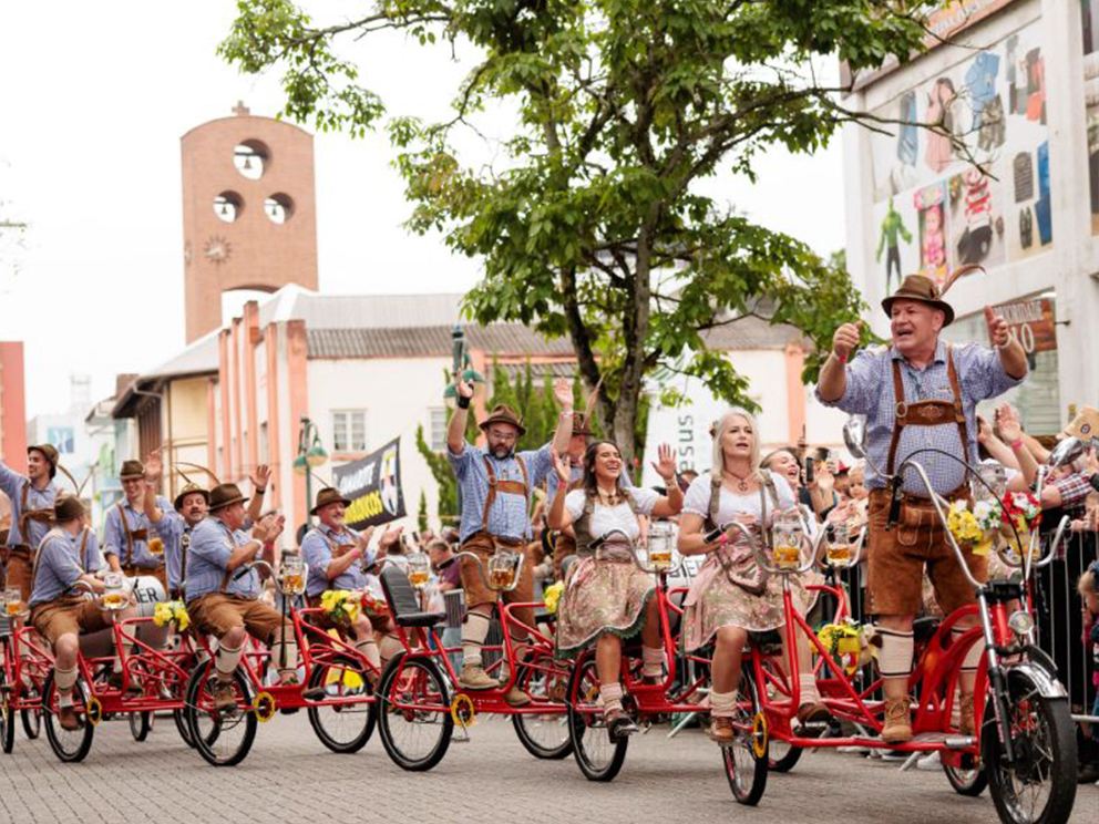 Música ao Vivo: A Trilha Sonora Que Faz a Festa Acontecer - inspiração 1