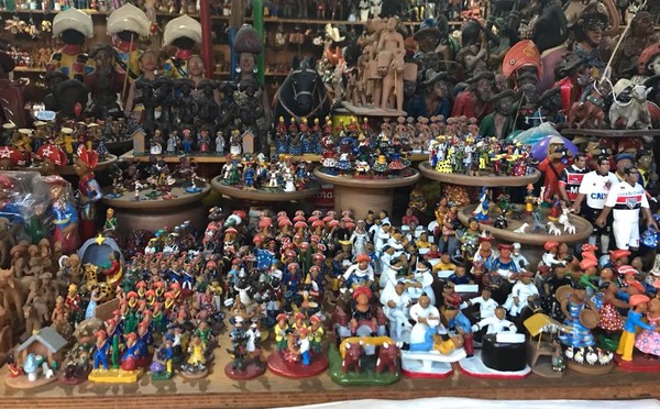 Arte em Madeira: Esculturas e Objetos Decorativos Cheios de Personalidade - inspiração 1