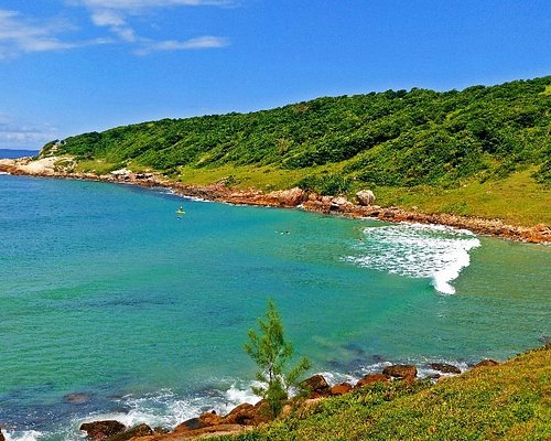 Relaxe nas Águas Calmas da Praia do Rosa Sul - inspiração 1