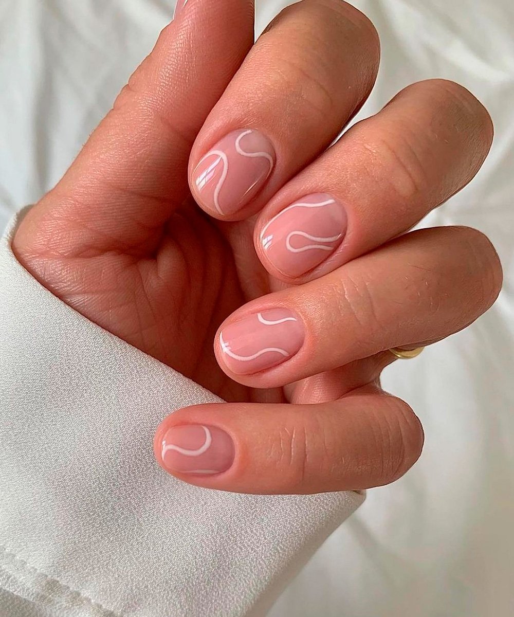 A Simplicidade do 'Negative Space': Deixando a Unha Respirar - inspiração 2