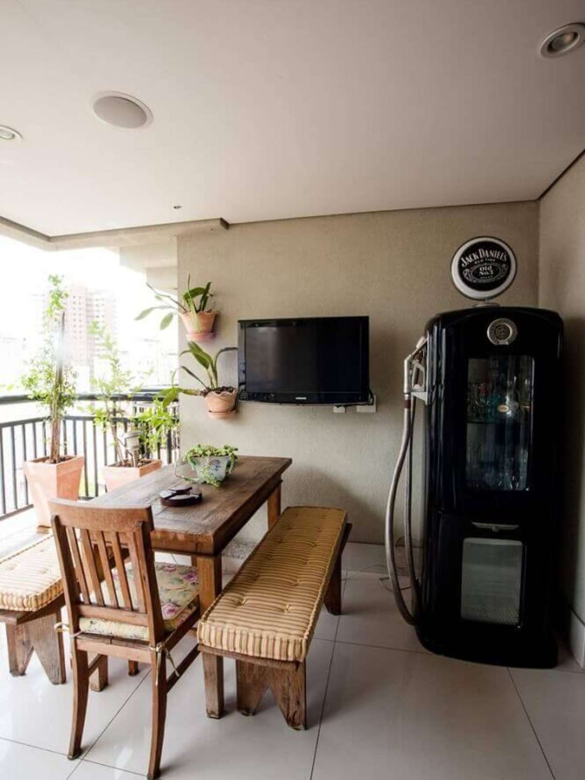decoração área gourmet com tv