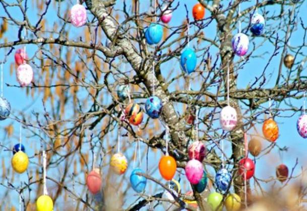 Osterbaum em Pomerode: A História da Maior Árvore de Páscoa do Mundo