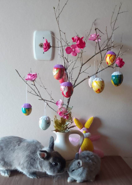 Materiais alternativos para decorar sua árvore de Páscoa