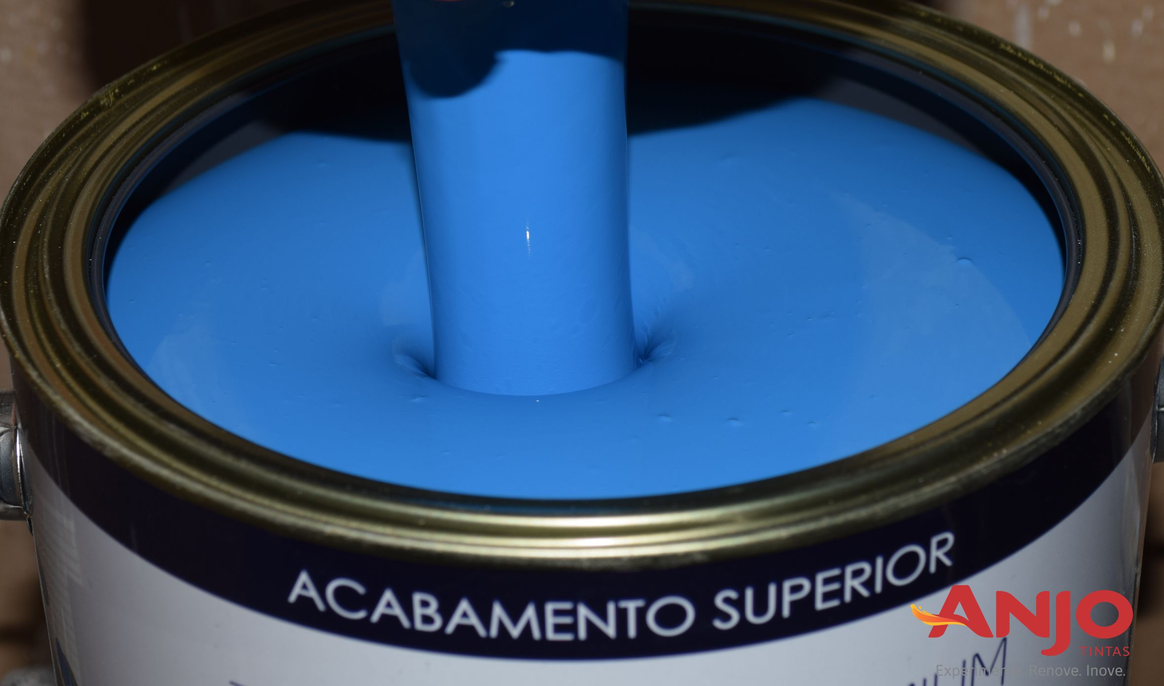 azul cobalto profundo