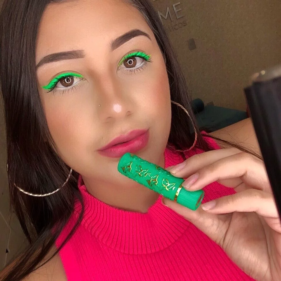 batom mágico Bella Femme