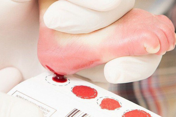 Quando o Bebê Começa a Ficar em Pé? Guia Completo para Pais