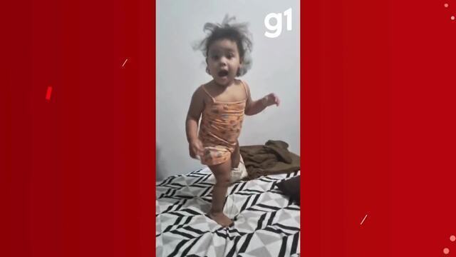 Quando o Bebê Começa a Ficar em Pé? Guia Completo para Pais