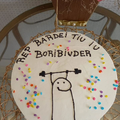 bolo de aniversário criativo meme