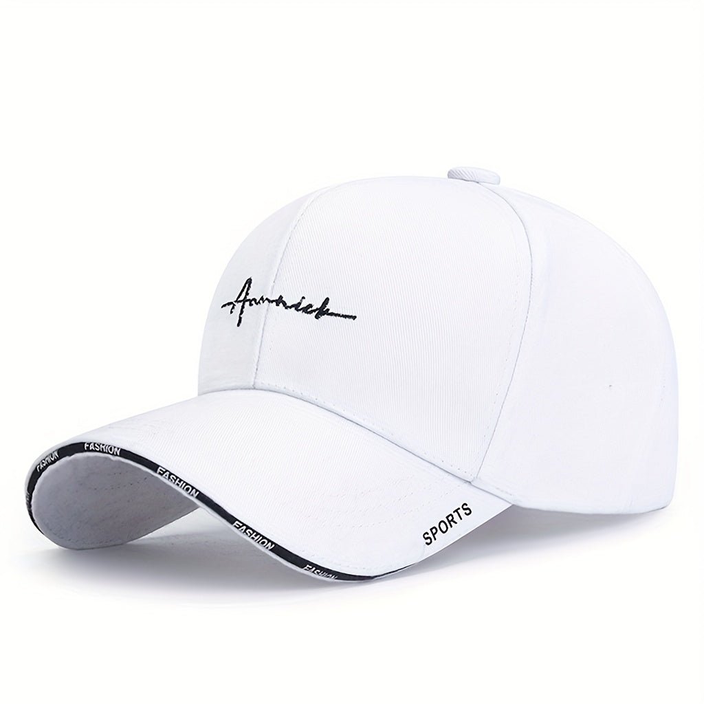 boné estiloso feminino