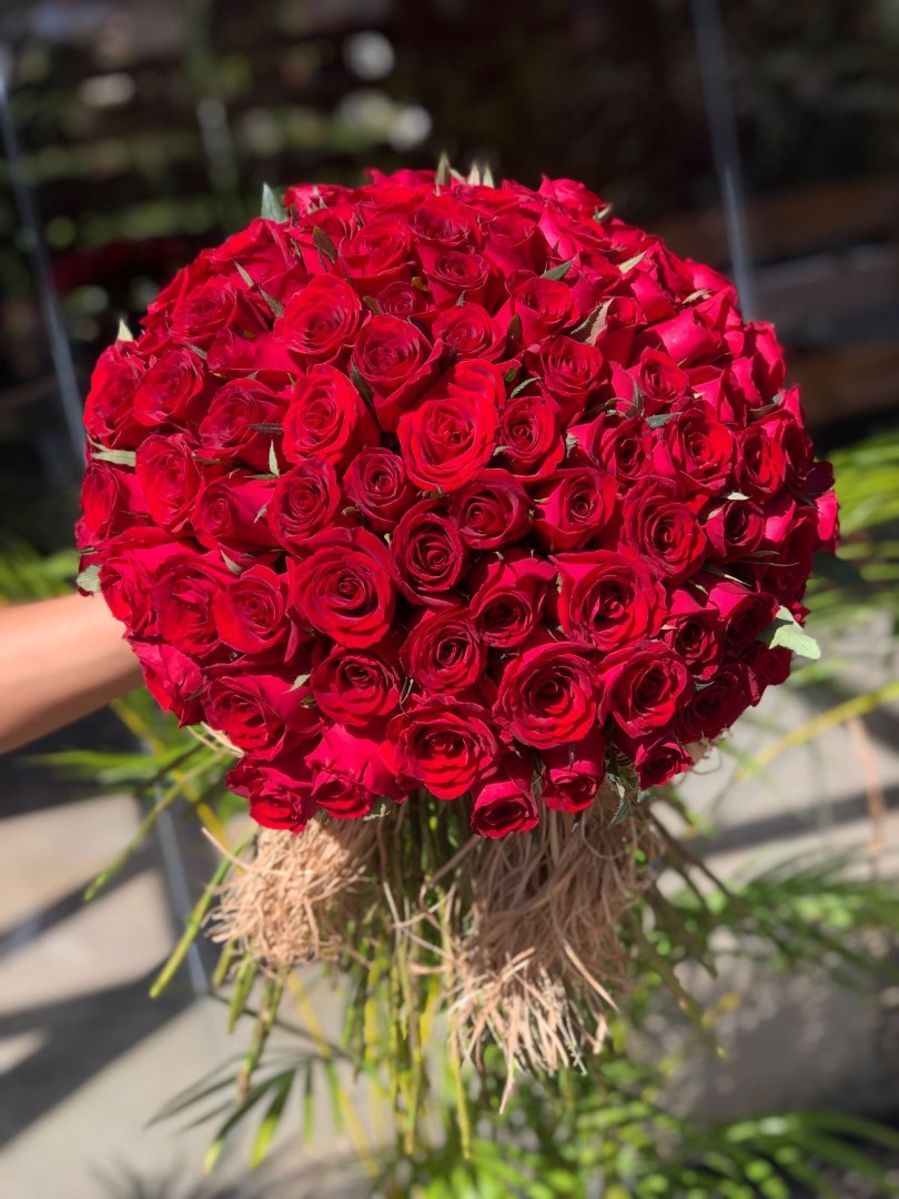 buquê vermelho e rosa