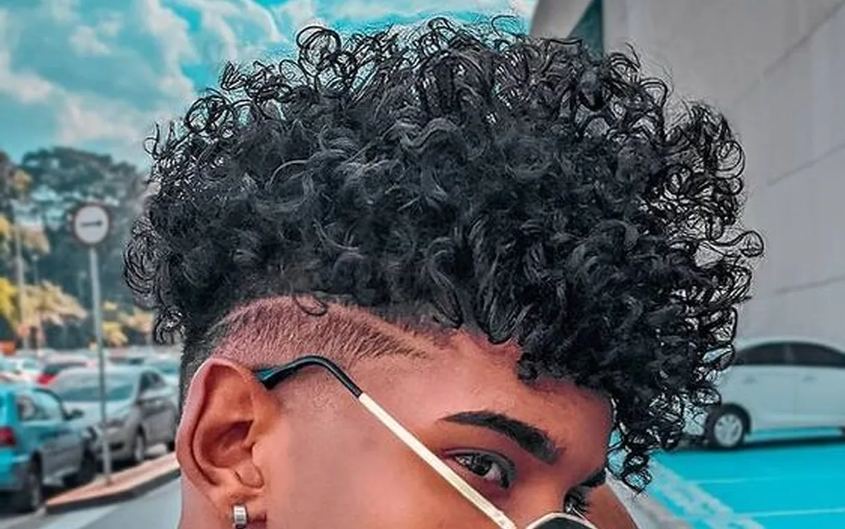 finalização cabelo cacheado masculino
