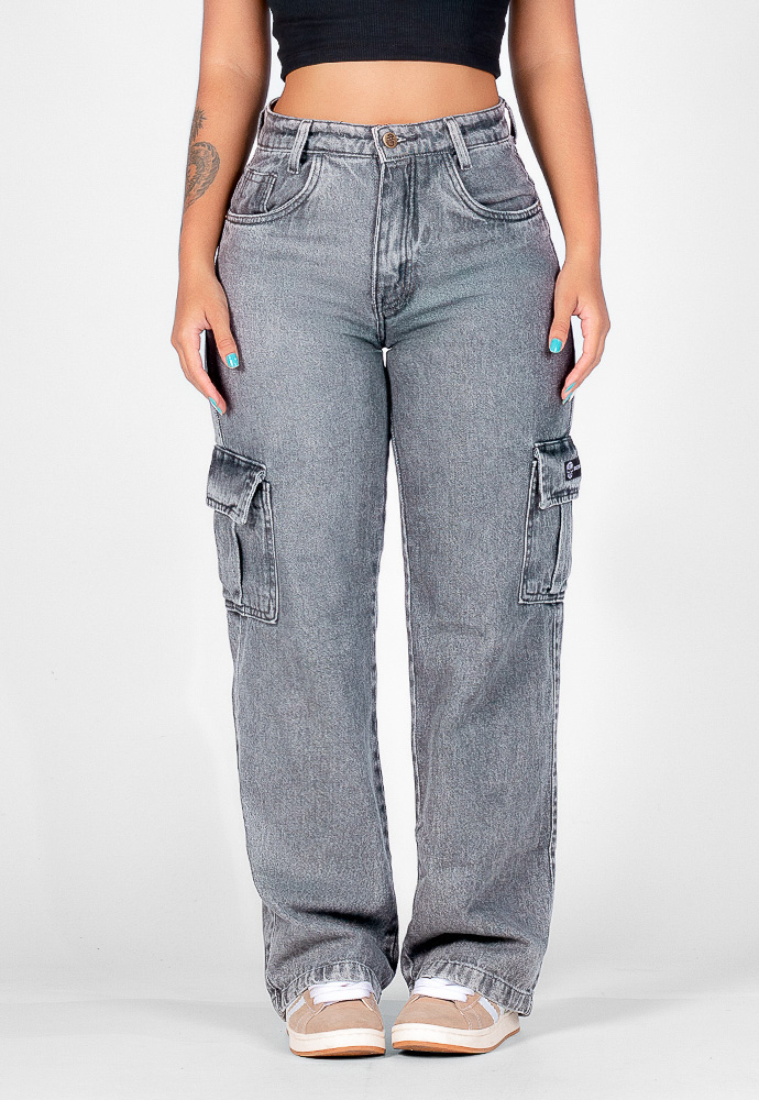 erros comuns ao usar calça cargo feminina cinza e como evitá-los