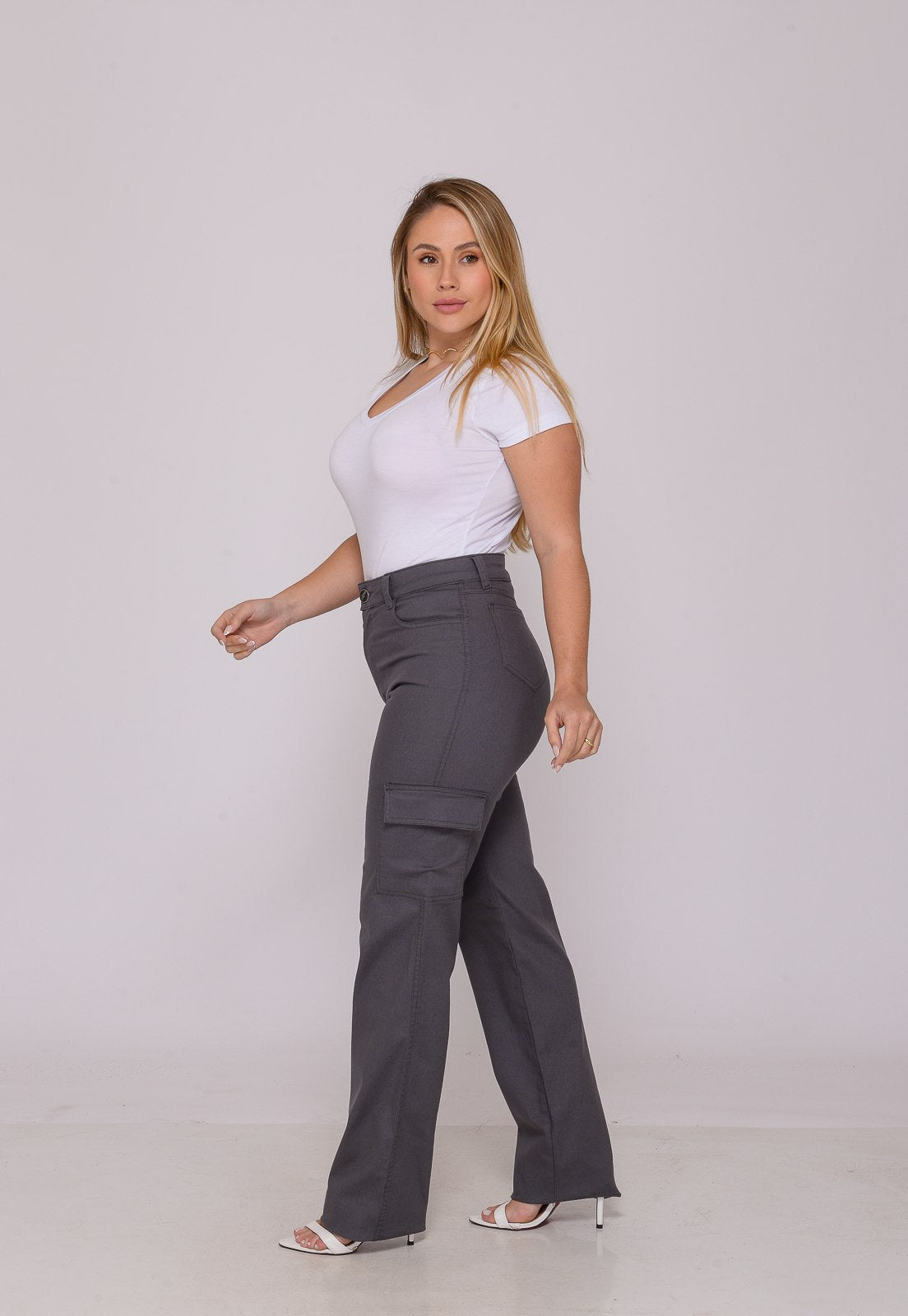 calça cargo feminina cinza em moletom para o inverno