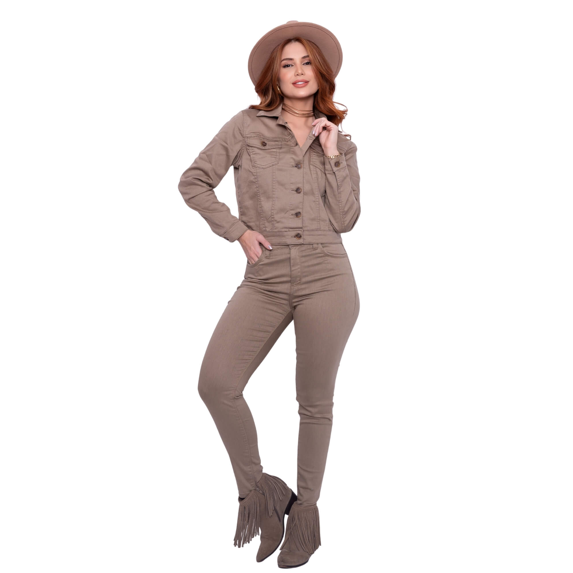 5 looks estilosos com calça cigarrete para o trabalho