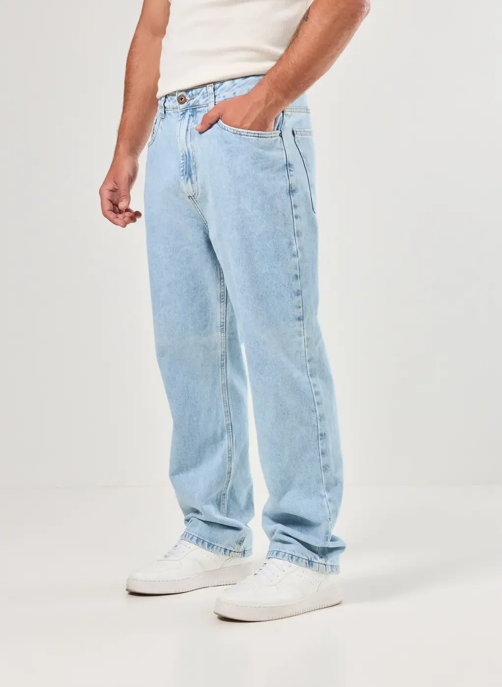 Calça reta de alfaiataria preta