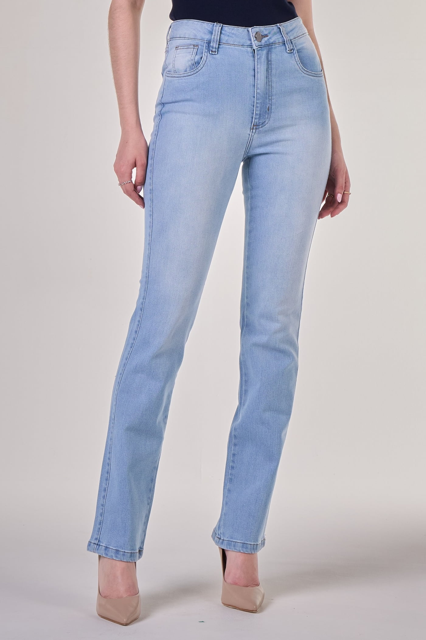 Calça reta de alfaiataria preta