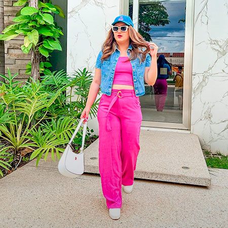 Calça rosa pink vibrante