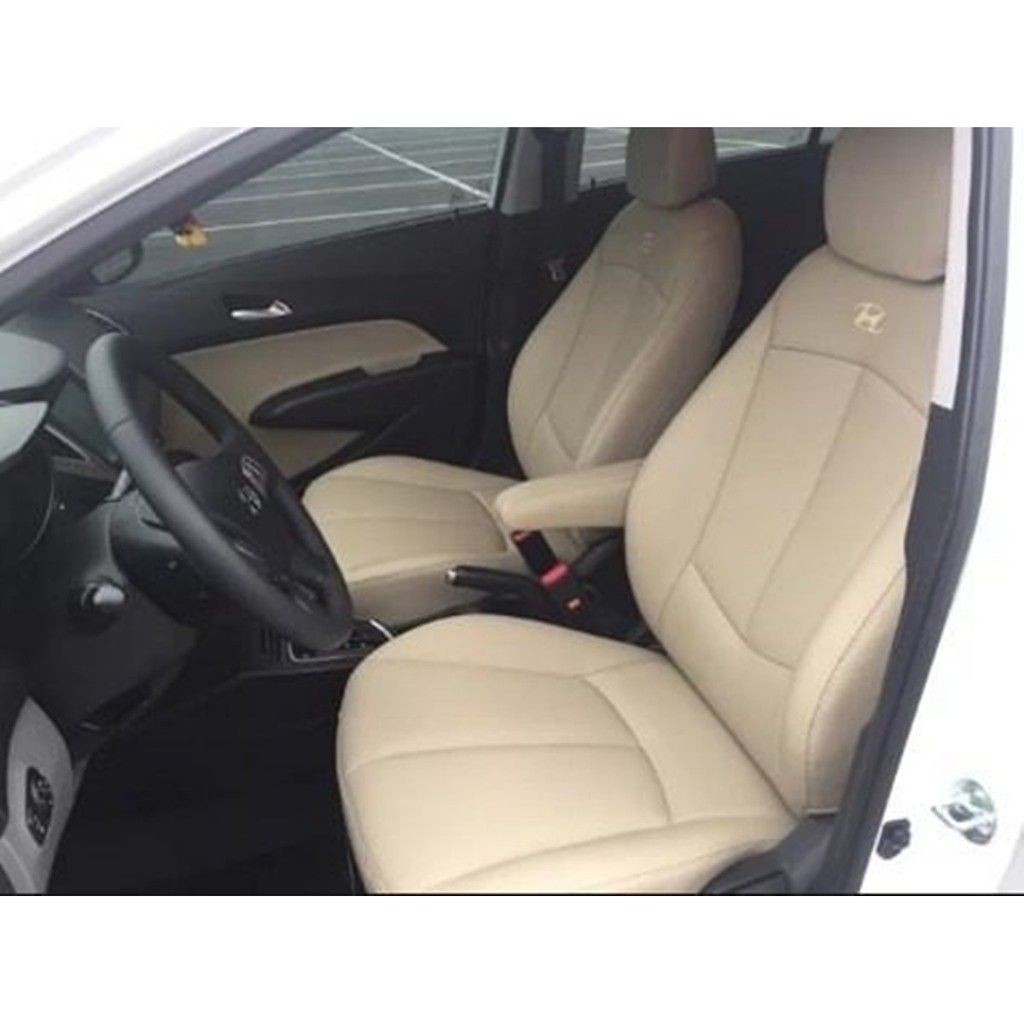 SUV com interior bege
