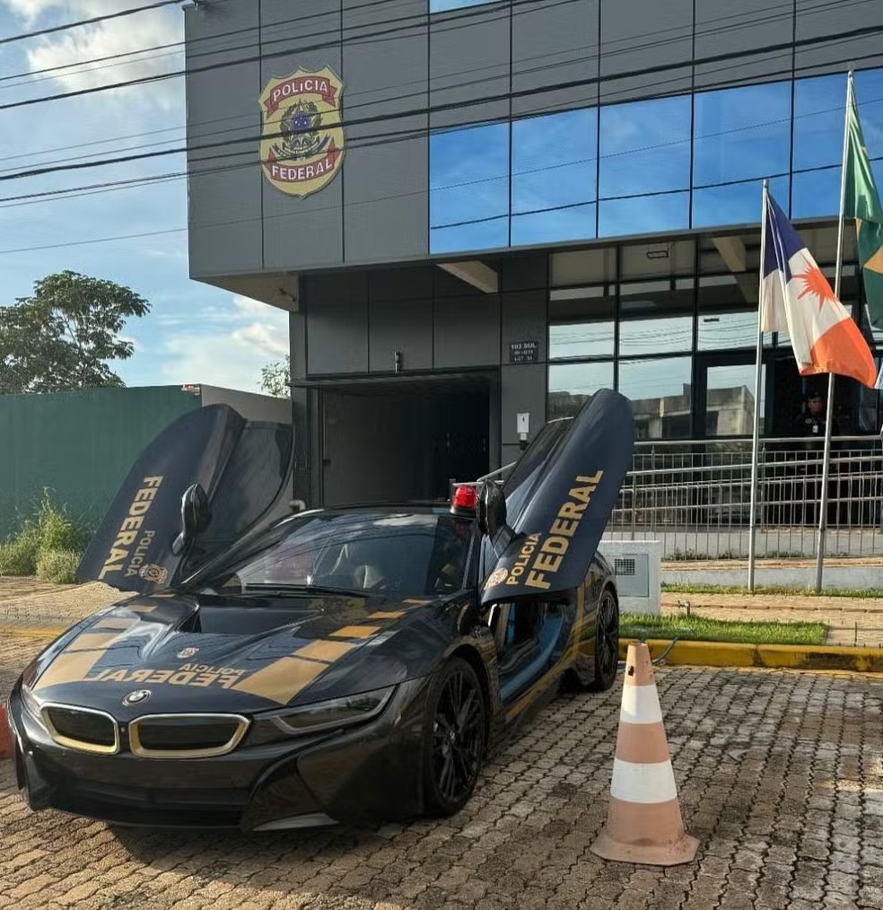 SUV viatura