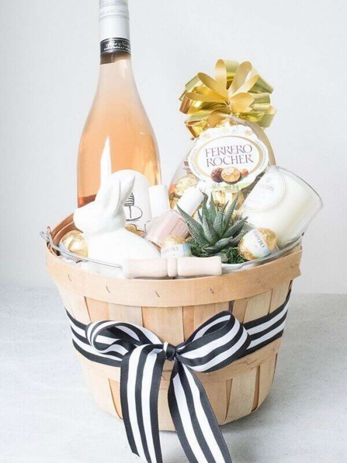 Top 10 Lojas Online para Comprar Cestas de Páscoa com Entrega Rápida