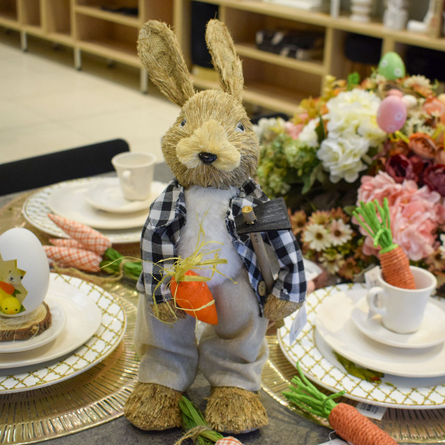 coelho de páscoa gigante para decoração