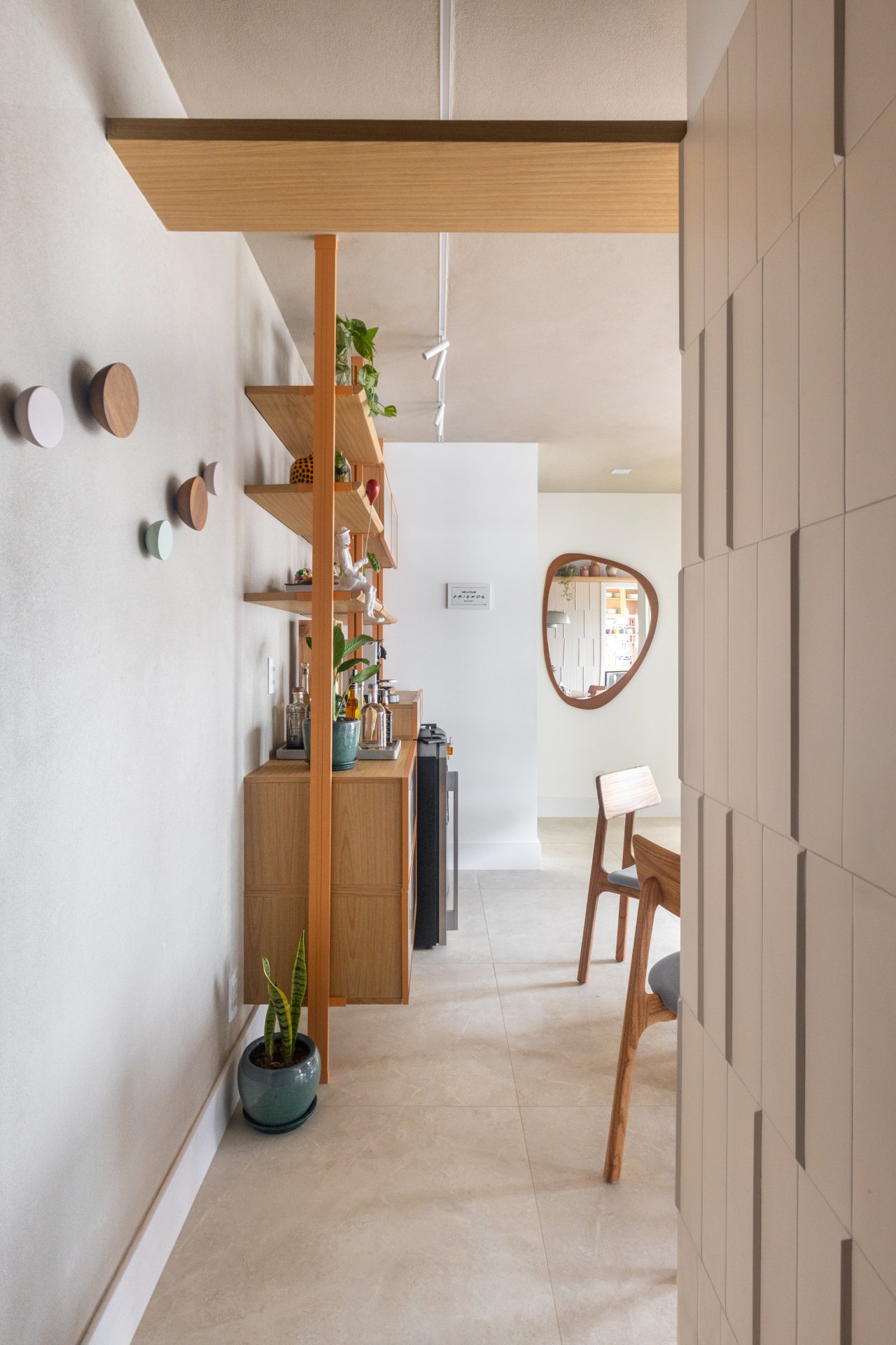 como decorar corredor estreito e comprido