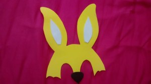 como fazer máscara de coelhinho