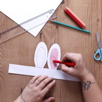 como fazer orelhas de coelho de papel