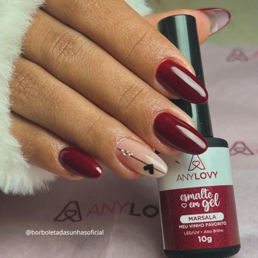 Soluções para Problemas Comuns em Unhas de Gel: Descolamento e Infiltração