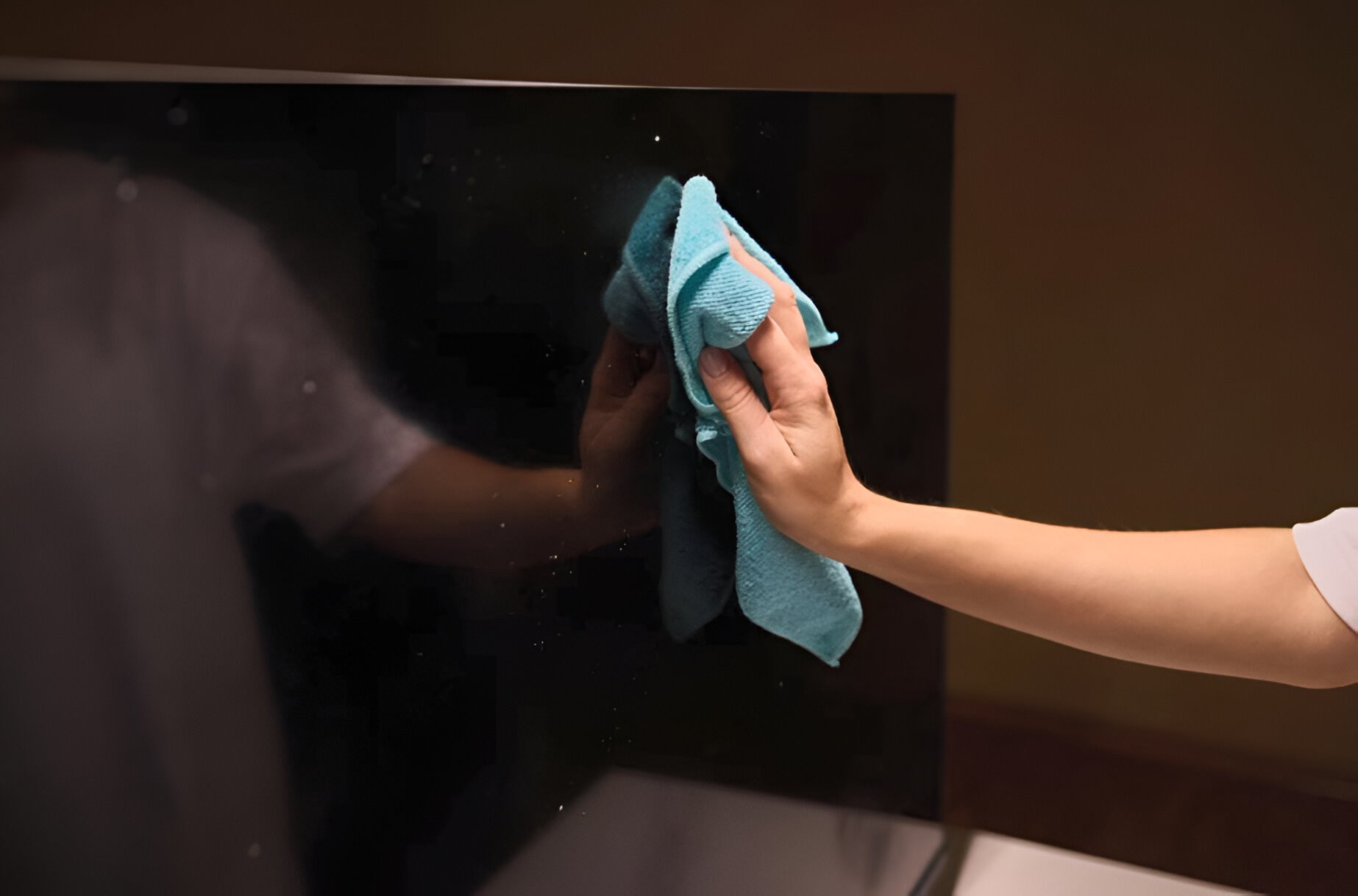 como limpar tela de tv led sem arranhar