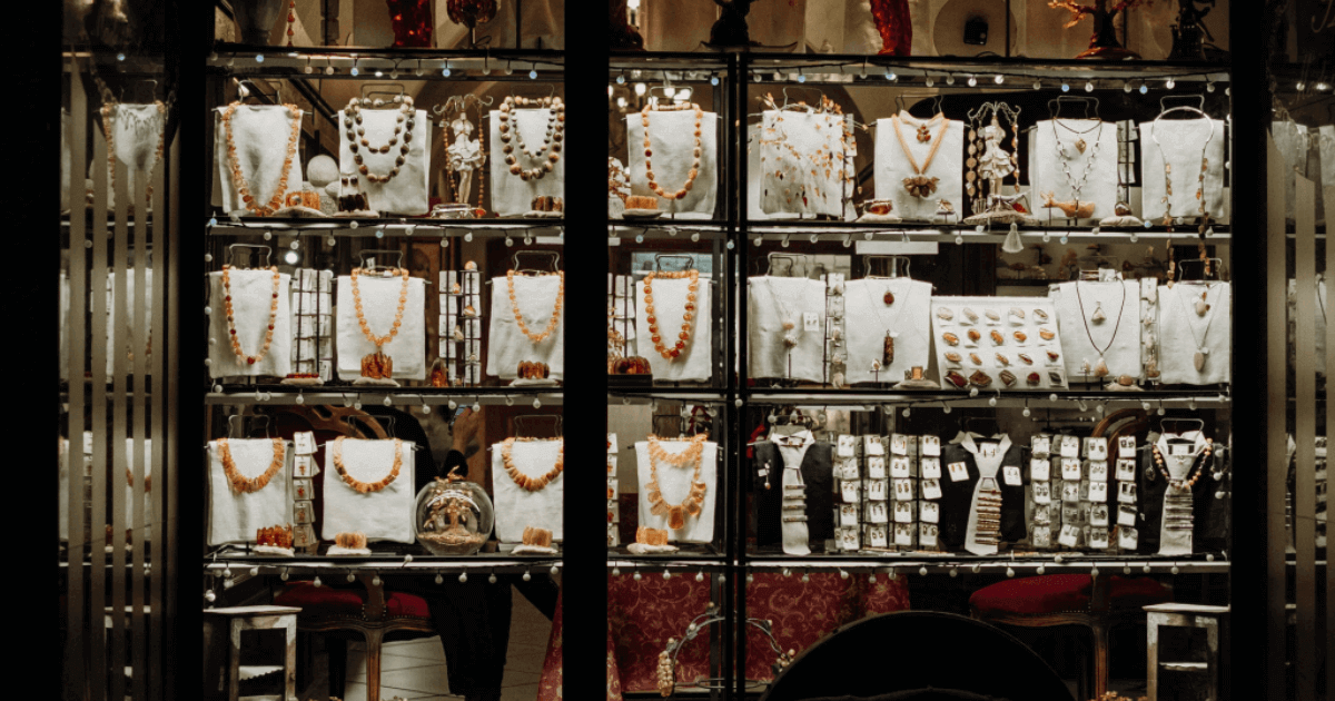 Estratégias de Marketing Digital para Lojas de Bijuterias no Instagram e TikTok