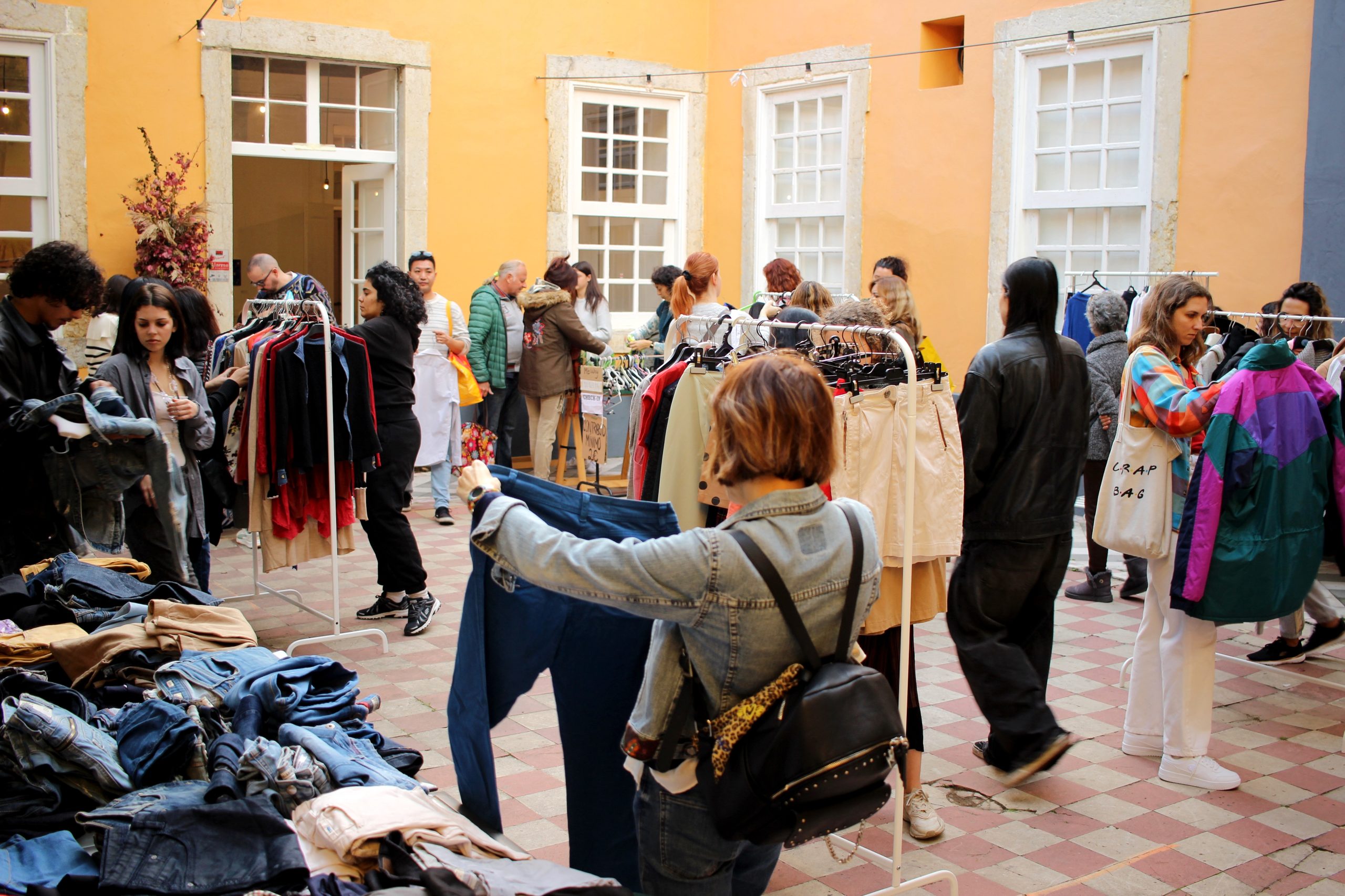 Decoração simples e barata para seu bazar em casa