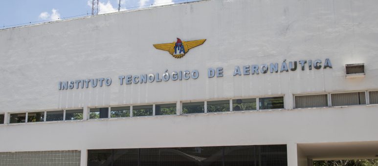 Guia Completo: Como Passar no ITA do Zero