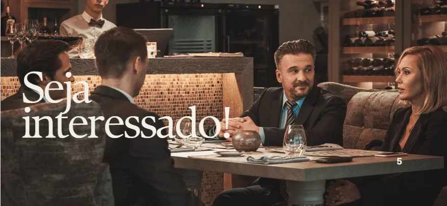 como se comportar em jantares com a diretoria