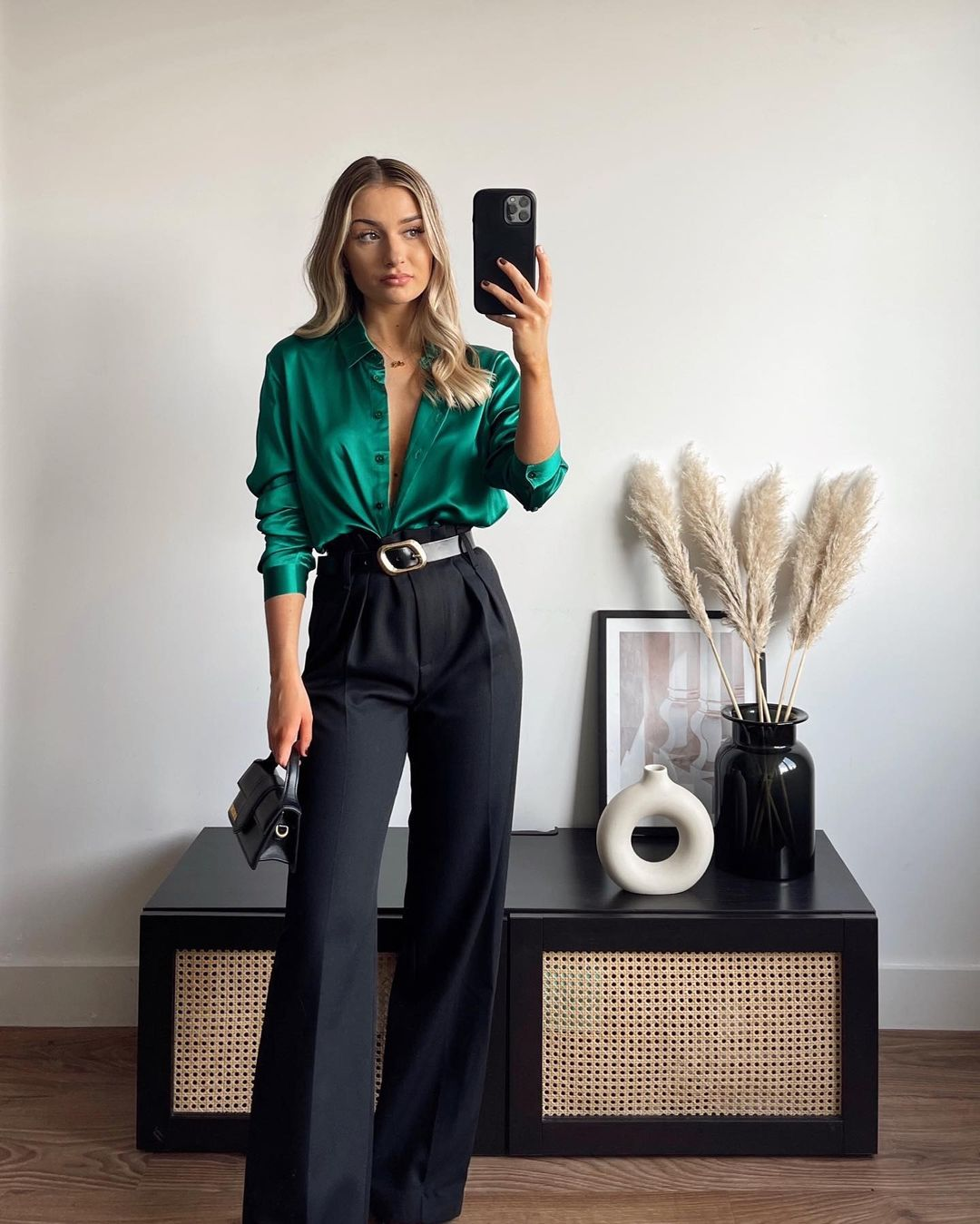 looks com blusa de cetim