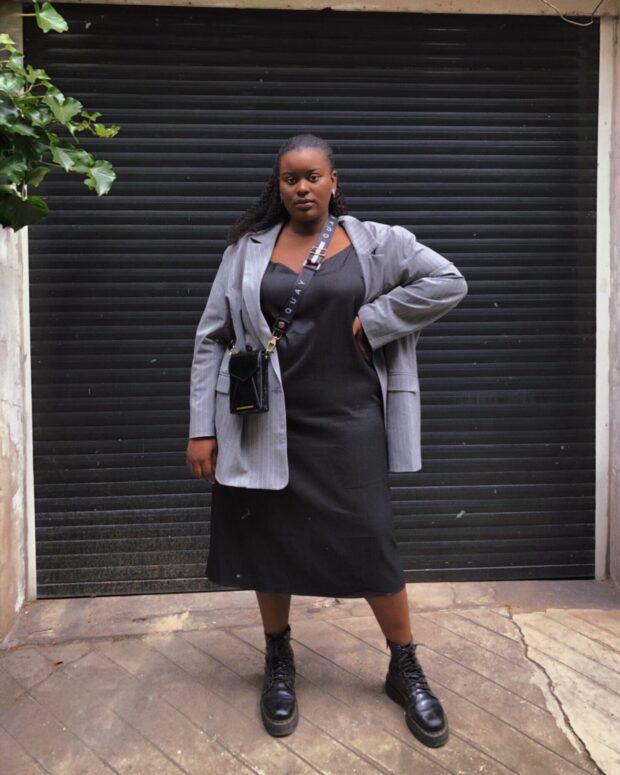 como usar bota coturno com vestido romântico