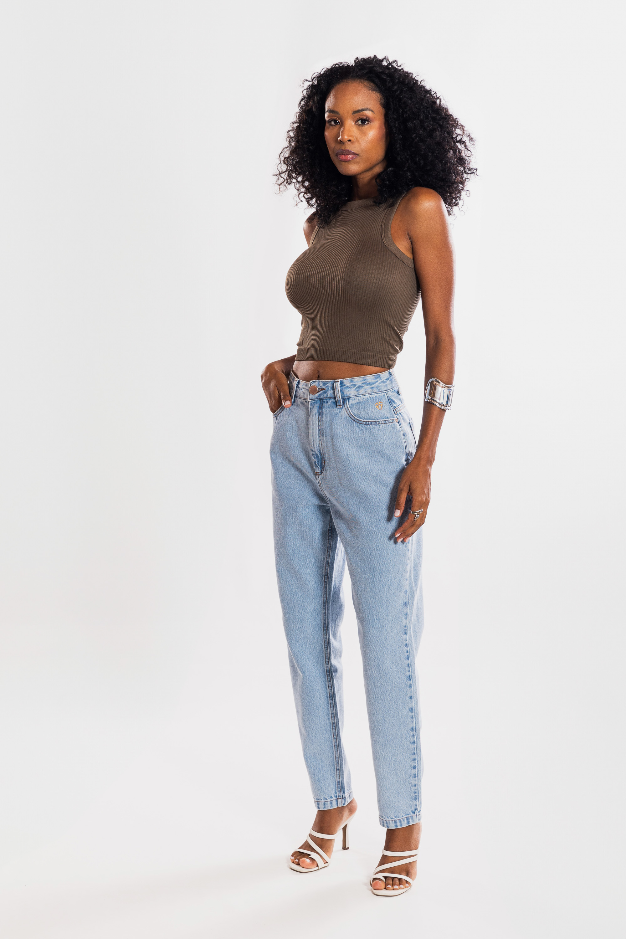 dicas para usar calça mom jeans
