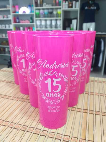 quanto custa copos personalizados para casamento guia de preços
