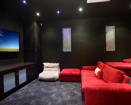 Iluminação perfeita para sala de cinema em casa