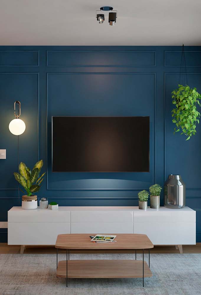 Cores neutras ou escuras: qual a melhor para sua sala de TV?