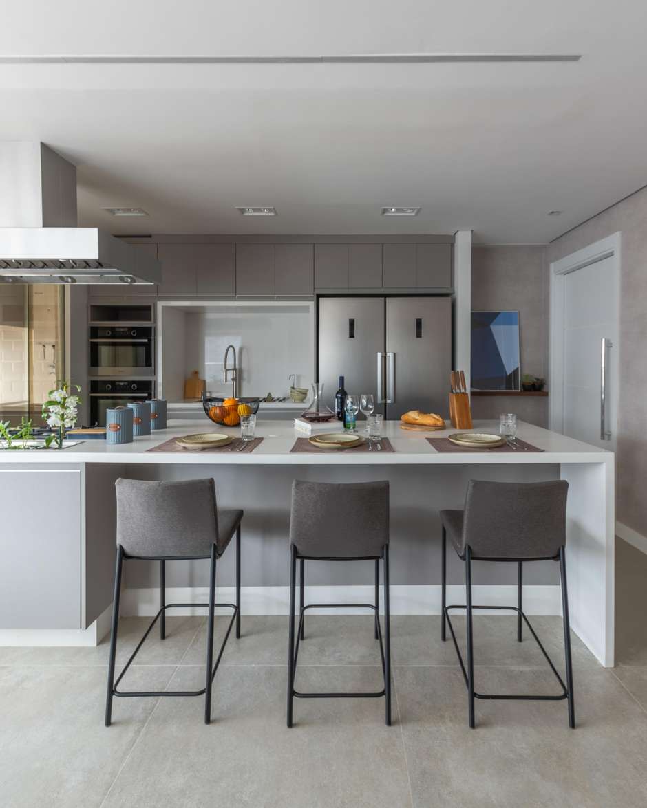 cores que combinam com piso cinza claro