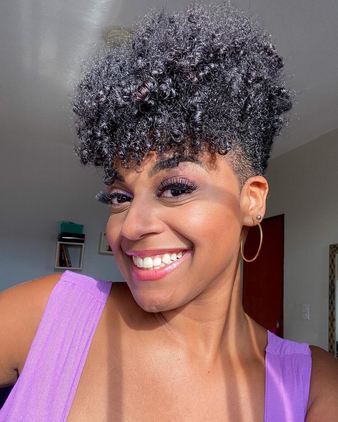 como modelar topete em cabelo curto